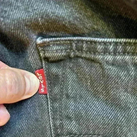 Levi's 501 Button Fly Original Fit Black Jeans size 38x32 - Picture 5 of 13